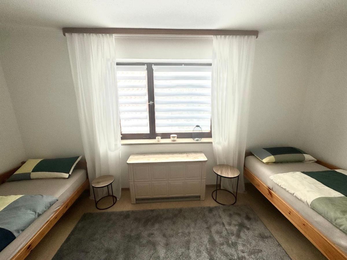 Schoenes, Friedliches Zimmer Apartment Augsburg Ngoại thất bức ảnh